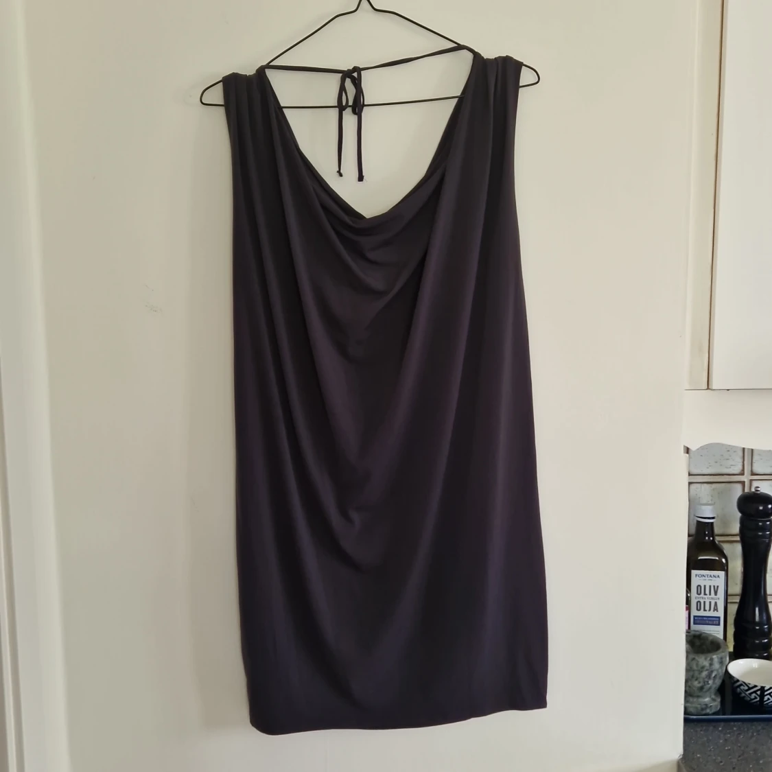 Grå klänning  - 91