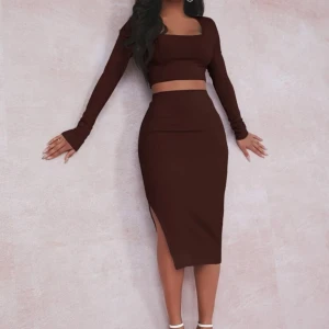 Brunt sett - Använd endast en gång, i väldigt bra sick. Super fin till sommarkvällar.