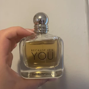 You Armani  -  100 ml, bild på befintlig mängd❤️🥰  Kom gärna med pris förlag 