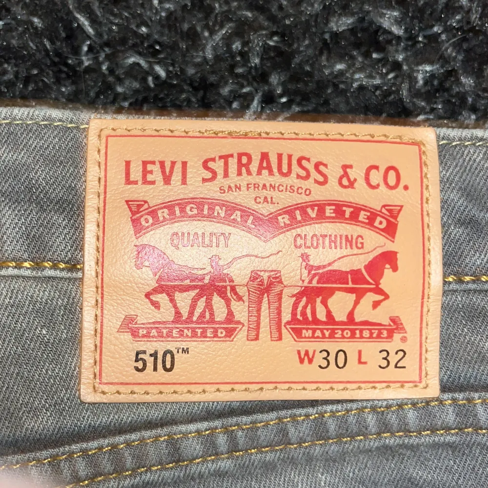 Ett par feta Levis jeans i as bra skick🤝🏼🌟 Storlek 30/32🙌🏼. Jeans & Byxor.