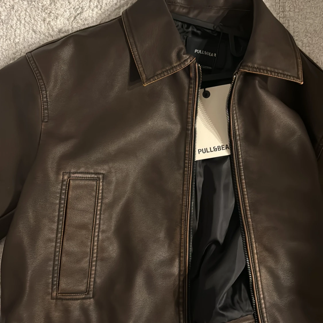 Brunn skinnjacka - 90