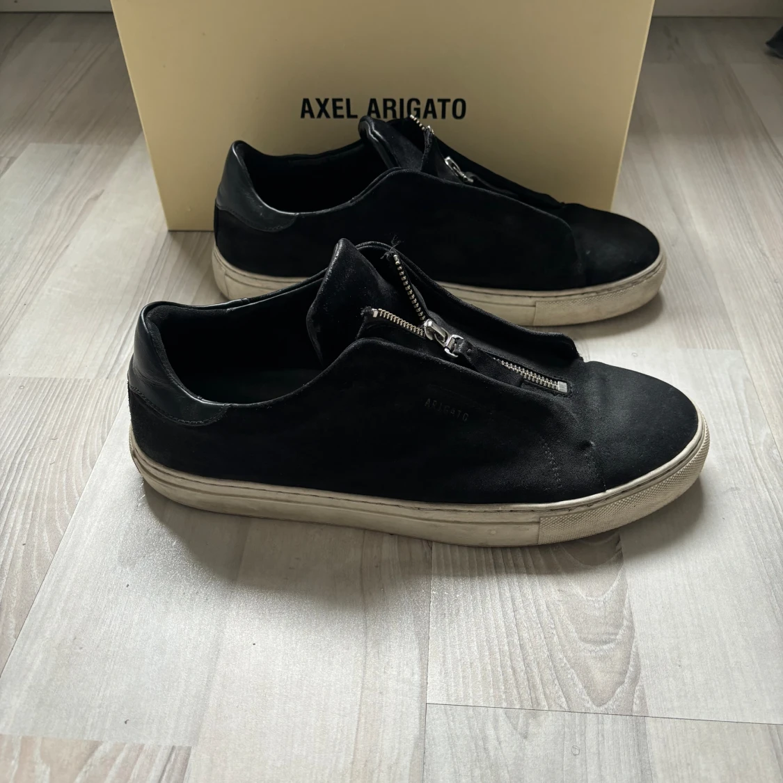 Hej säljer mina Axelarigatos för 1200kr - 91