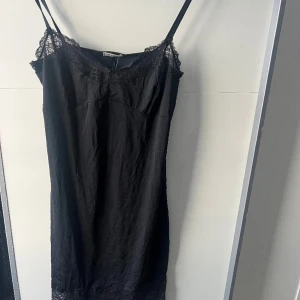 Intimissimmi nattlinne - Superfint nattlinne från intimissimmi, kommer tyvärr ej till användning, bra skick! 💕💕😆