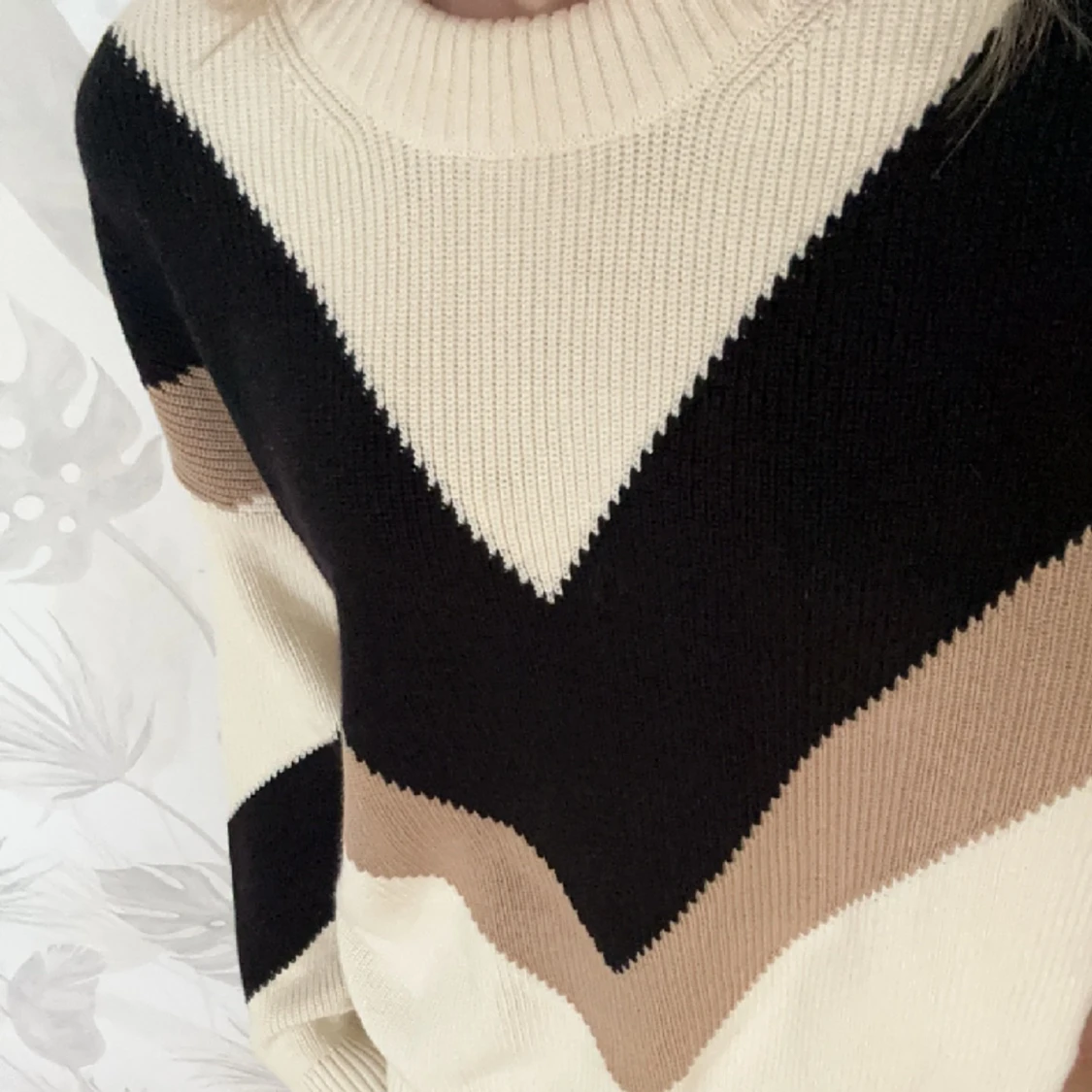 Stickad tröja  - 91