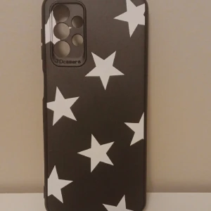Mobilskal - Jag säljer mitt mobilskal i samsung galaxy A32 5 g på grund av att det inte passade min mobil🤍aldrig använt