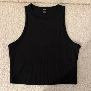 Topp/linne - Aldrig använt 💓💓