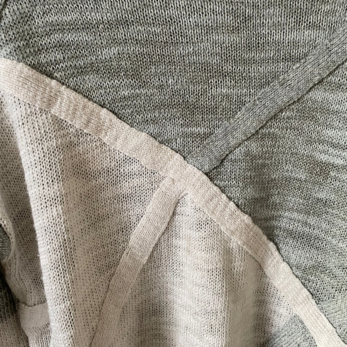 Stickad tröja  - 90