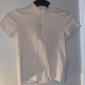 Zip topp - Ny utan prislapp.