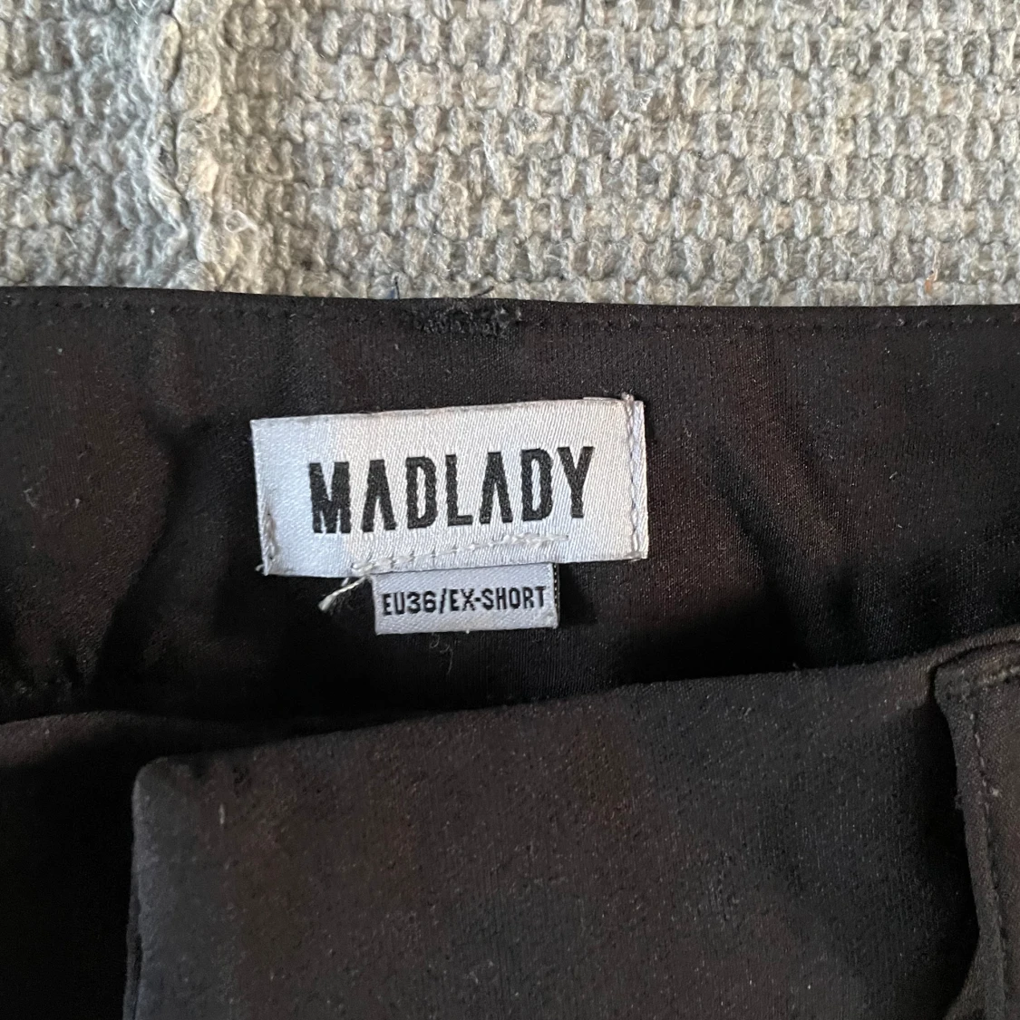 Lågmidjade kostymbyxor från Madlady - 91