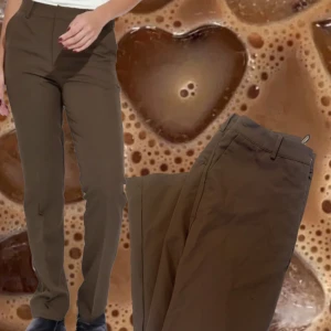 Kostymbyxor bikbok vilma - Vilma kostymbyxor bikbok Storlek 44 