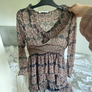 Zara klänning  - Passar storlek S 