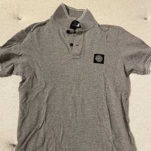 Stone island pike - Stone island pike tröja använd några gånger, köpt på nk i Göteborg.