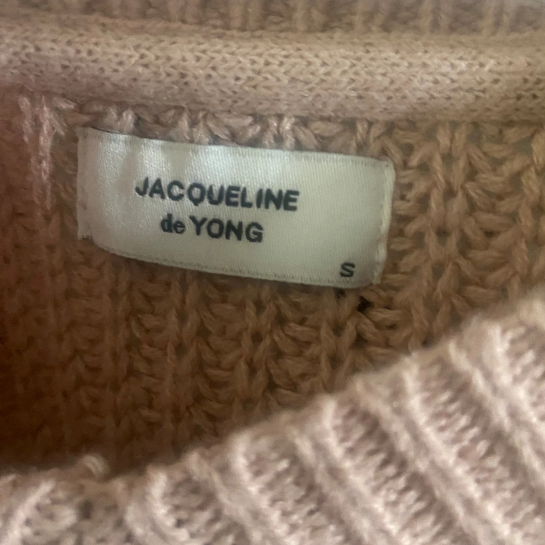 Stickad tröja 🌸 - 91