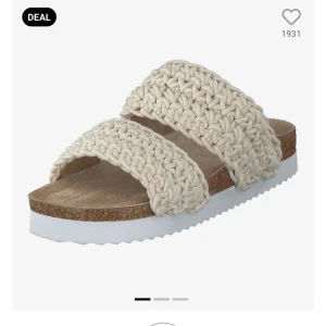 Duffy tofflor  - Super fina tofflor från Duffy. Endast använda vid 2 tillfällen 💕 Nypris är ca 549. 🥰