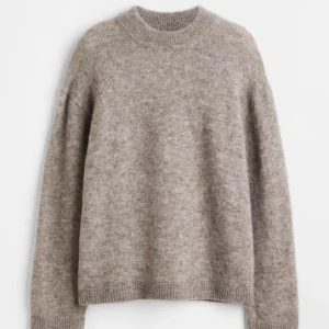 alpacka blend stickad tröja  - alpacka blend stickad tröja ifrån hm ❤️‍🔥