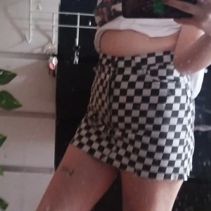 Skjol - Aldrig använd jätte fin kort skjol