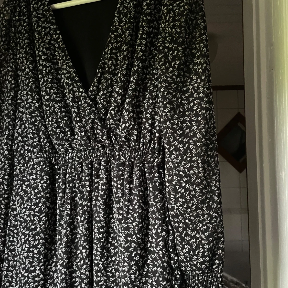 Mönstrad klänning. - 90