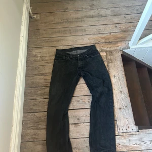 Nudie jeans  - Nudie jeans i storleken 32/32 Vet inte modellen men sitter precis som Levis 501. Kom med frågor eller bus