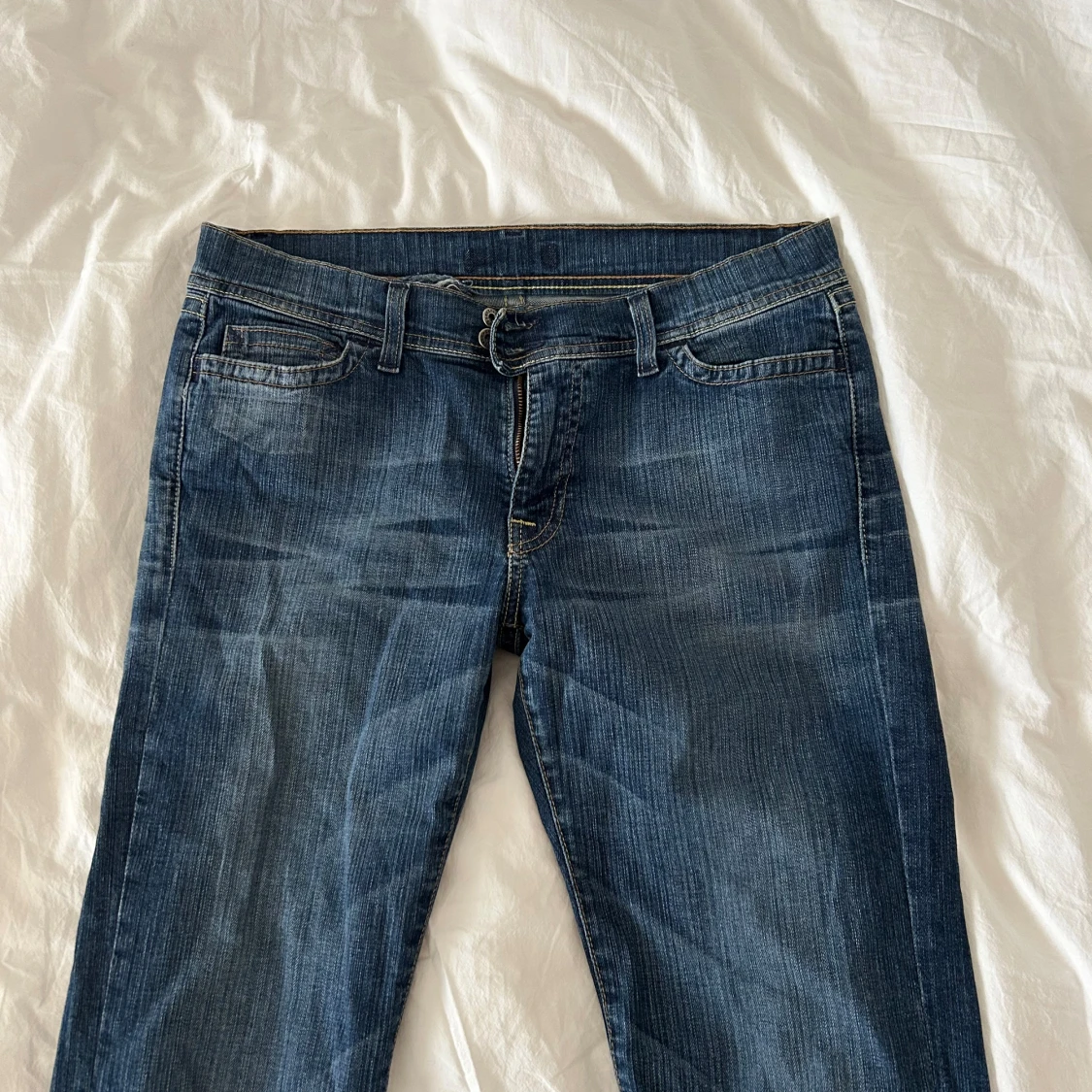 Lågmidjade crocker jeans
