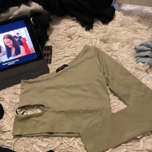 off shoulder topp - super fin aldrig använd