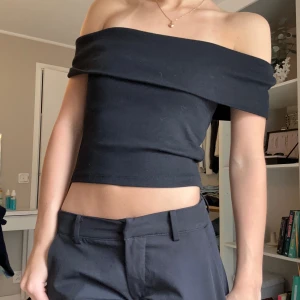 Off shoulder tröja  - Snygg tröja som jag inte använder, använd fåtal gånger 😻