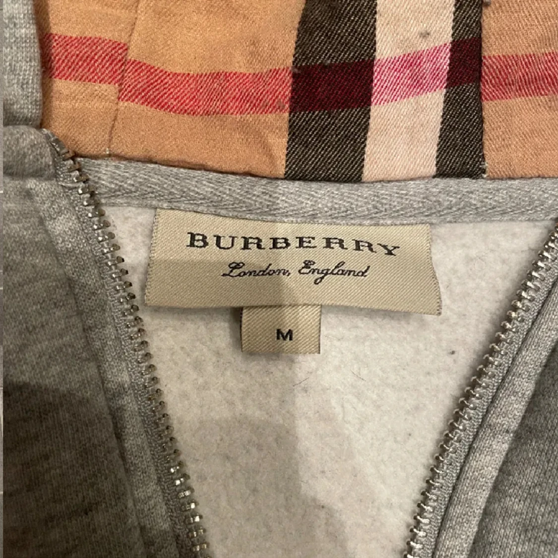 burberry zip - 90