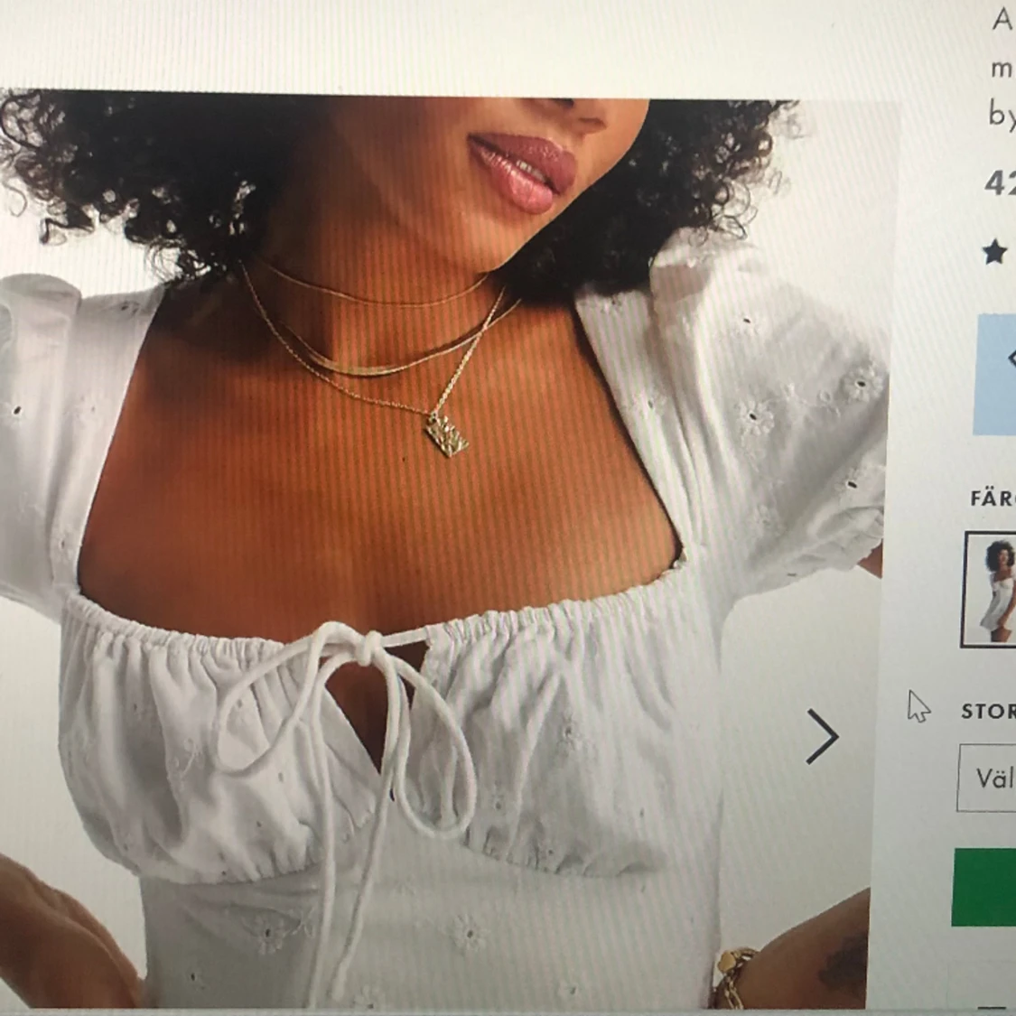 Säljer oanvänd studentklänning - 90