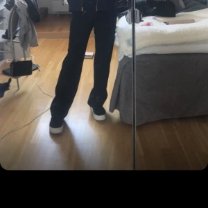 Kostymbyxor  - Säljer mina raka kostymbyxor som jag inte använder längre! Skriv vid frågor  Pris kan diskuteras 