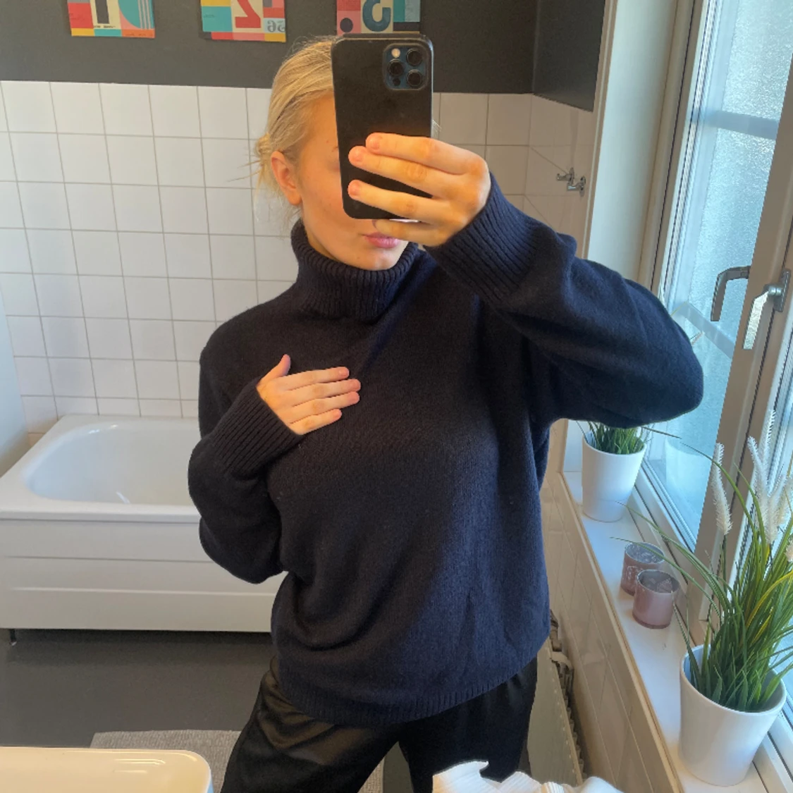 Marinblå mysig tröja