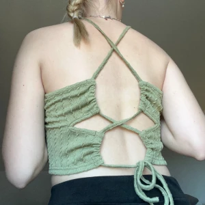 Linne med öppen rygg - Endast använd nån enstaka gång🌟 