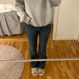 Blå jeans zara  - 199 kr + frakt 🫶🏻