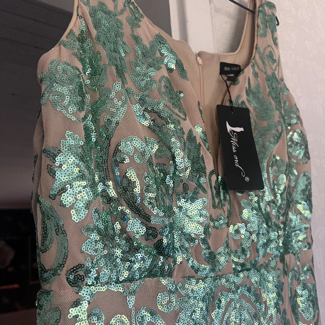 Grön och beige balklänning - 90