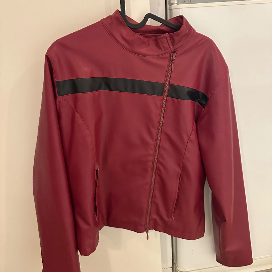 Biker skinnjacka vinröd