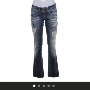 Low waist bootcut jeans - Low waist bootcut jeans