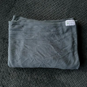 Aldoria bambusoft bärsjal  - Jättefin och mjuk bärsjal från Aldoria, knappt använd. 