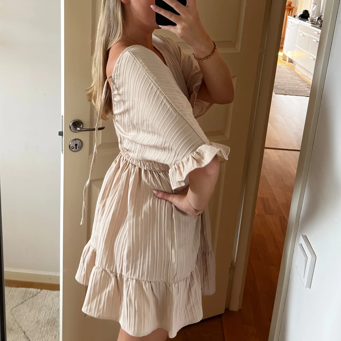 Beige klänning - 91