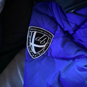 D Brand - Bra skick 