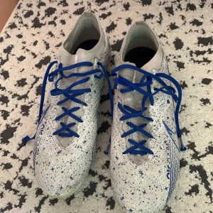 Nike fotbollsskor  - Ganska nya elit skor ny pris 3500 