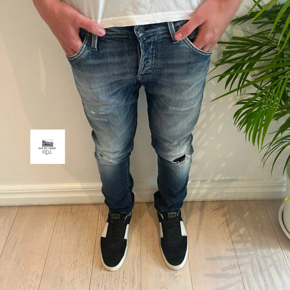 Jack & Jones jeans slitna | . Jeans & Byxor.