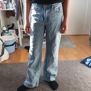 Baggy blåa jeans - Blåa, baggy, storlek 152