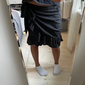 Volang kjol - Fin volang kjol🌸