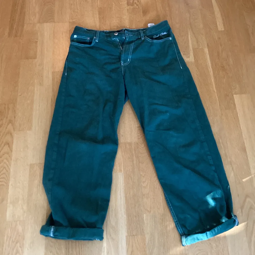 Gröna sweet sktbs jeans. Jeans & Byxor.