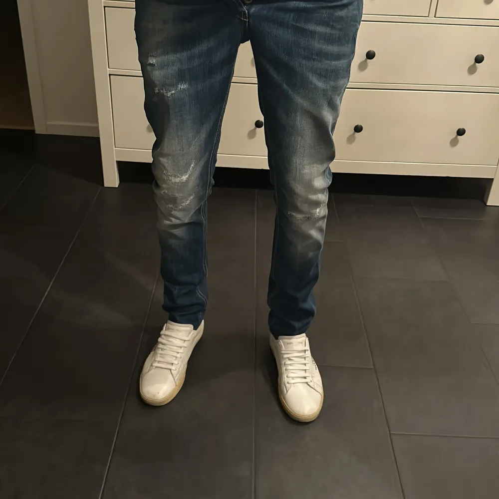 Dondup jeans, storlek 32, skick 9,5 . Jeans & Byxor.