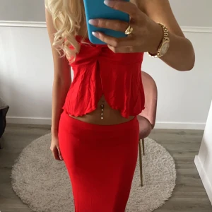 Set - Jätte fint sett, råkade beställa 2 så den är helt oanvänd och ny❤️