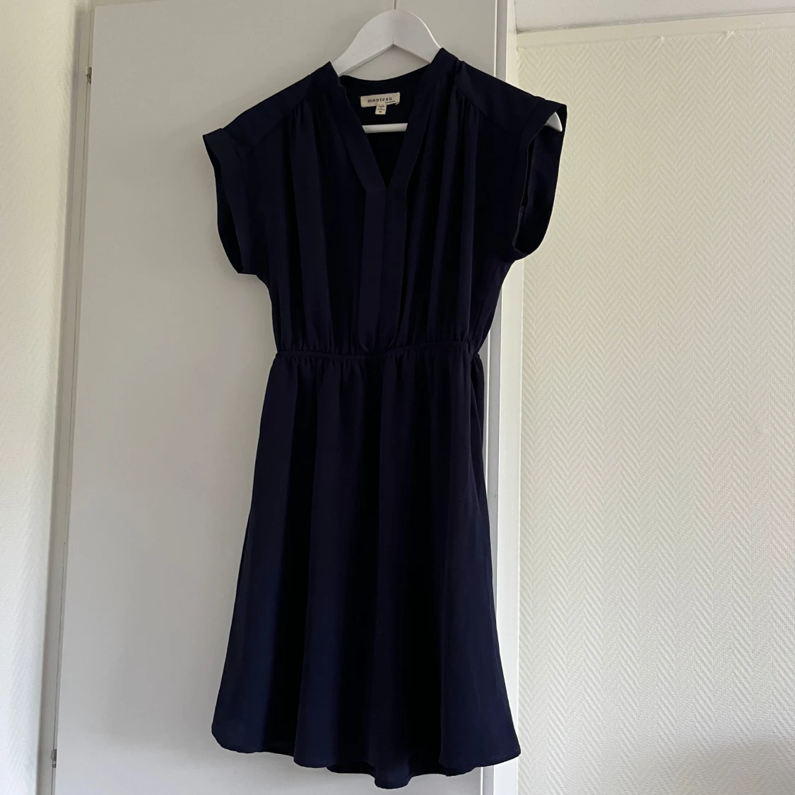 Monteau blå klänning 
