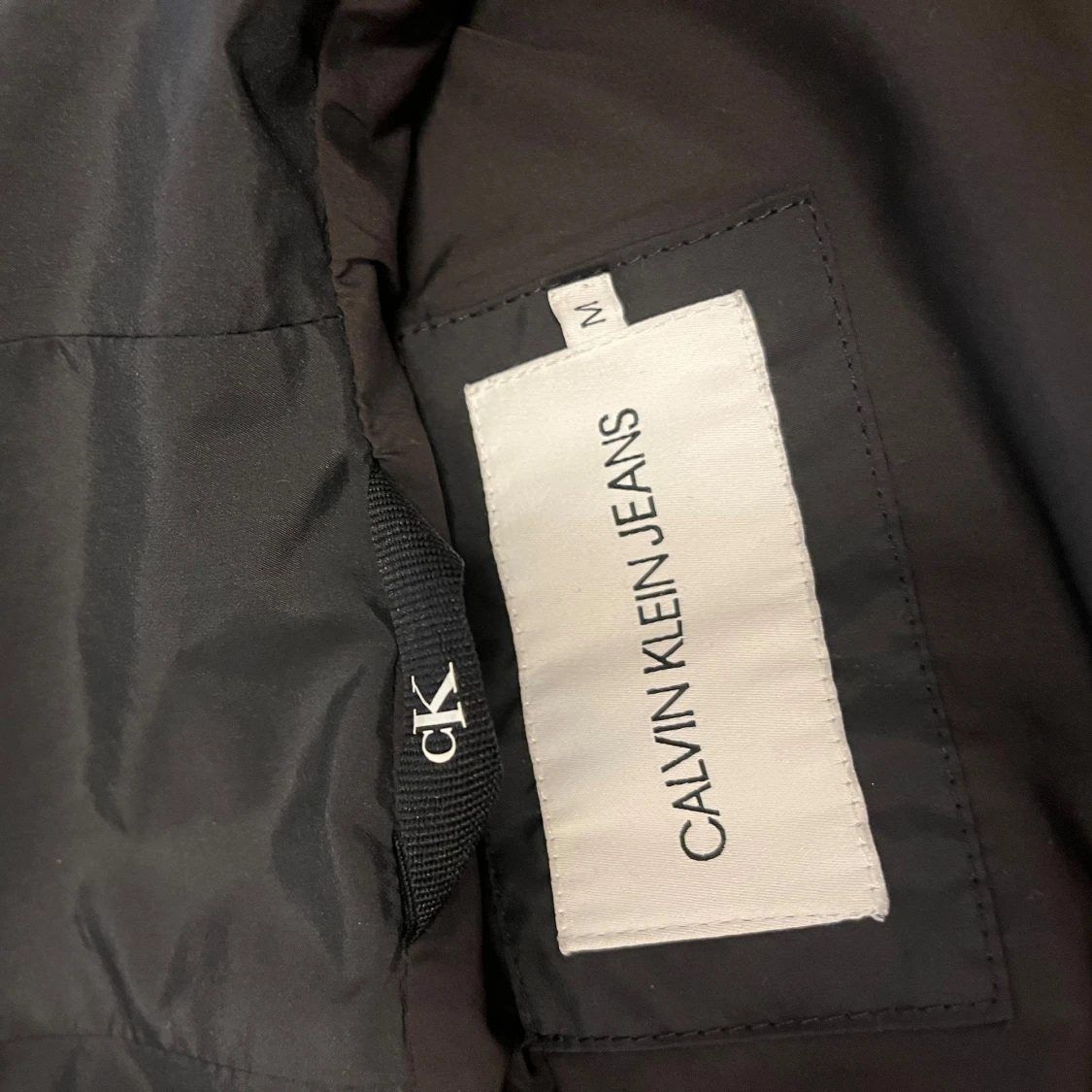 Calvin Klein jacka - 90