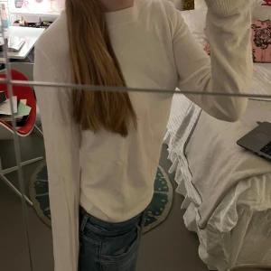 Vit stickad tröja - Superfin stickad tröja från lager 157. Aldrig använd!!❤️