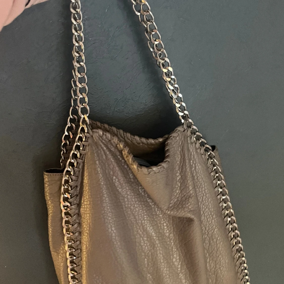 Grå väska 🩶 - 90