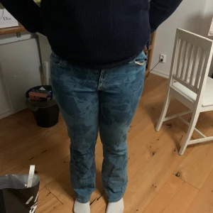 Lågmidjade straight jeans - Lågmidjade straight jeans från Lewis. Endast använda några få gånger.