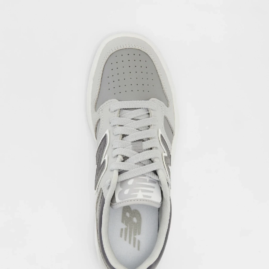 Oanvända grå new balance  - 91